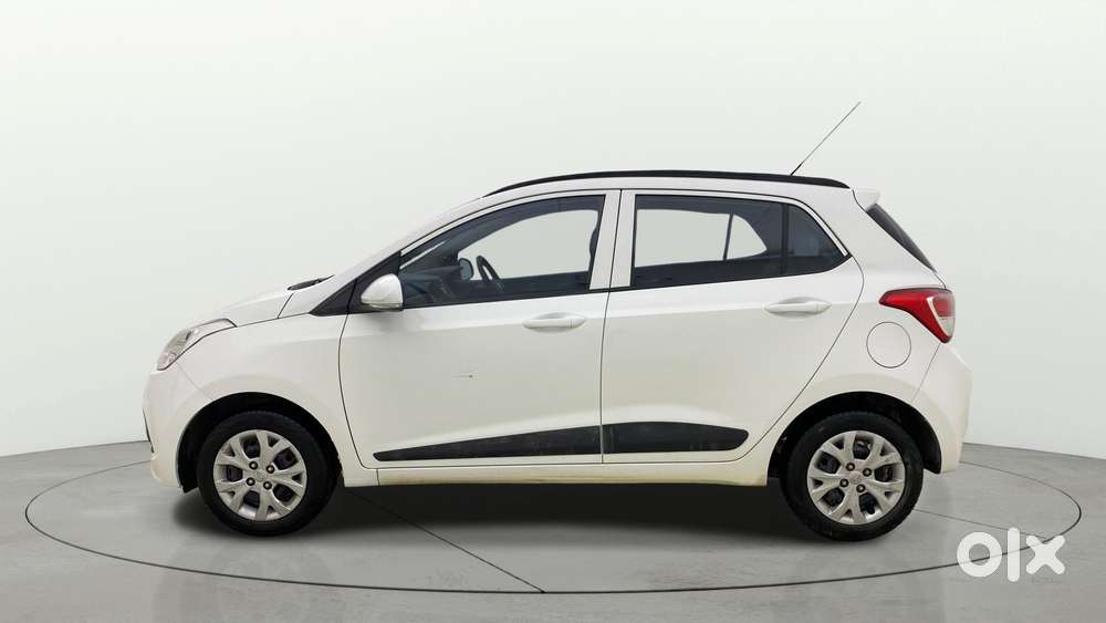 Hyundai Grand I10 Sportz 1.2 Kappa Vtvt, 2015, Petrol
