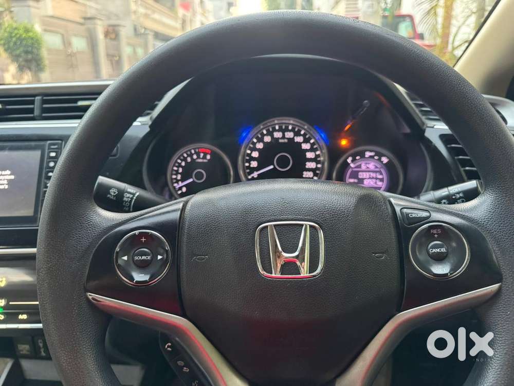 Honda City V Mt Exclusive, 2022, Petrol