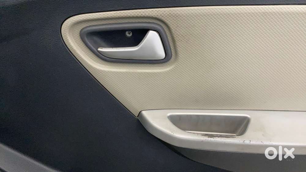 Maruti Suzuki Alto K10 Vxi, 2015, Petrol