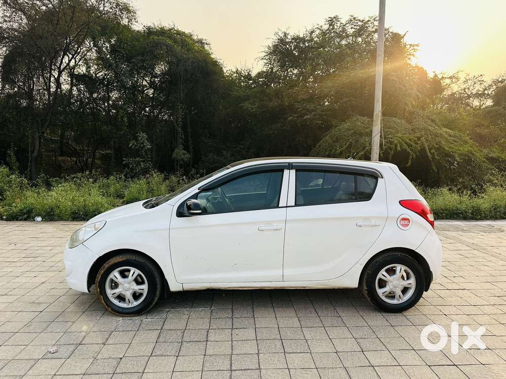 Hyundai I20 2015-2017 Sportz Option 1.4 Crdi, 2011, Diesel