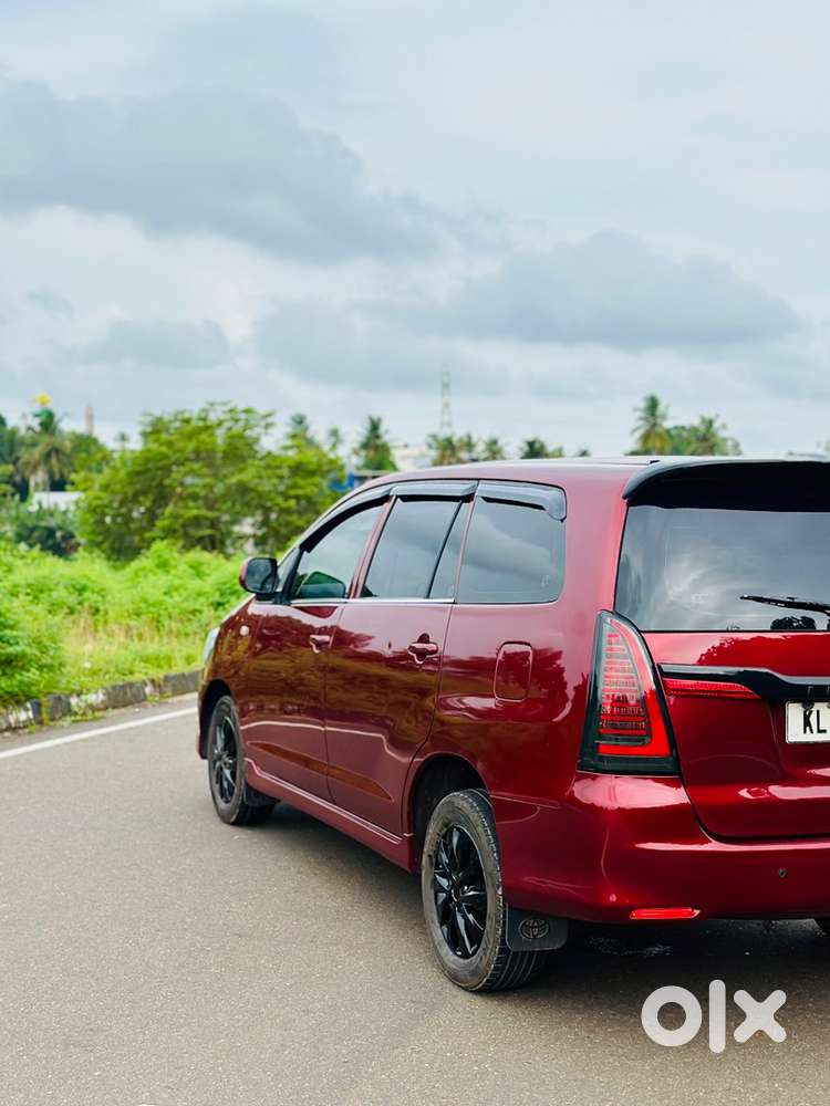 Toyota Innova 2012 Diesel 2.5 G