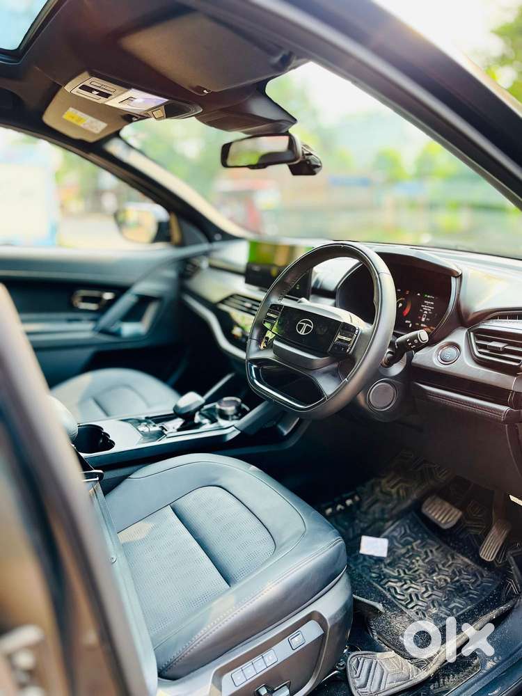 Tata Safari Accomplished X Plus 7 Str Stealth Edition At, 2025, Dies..