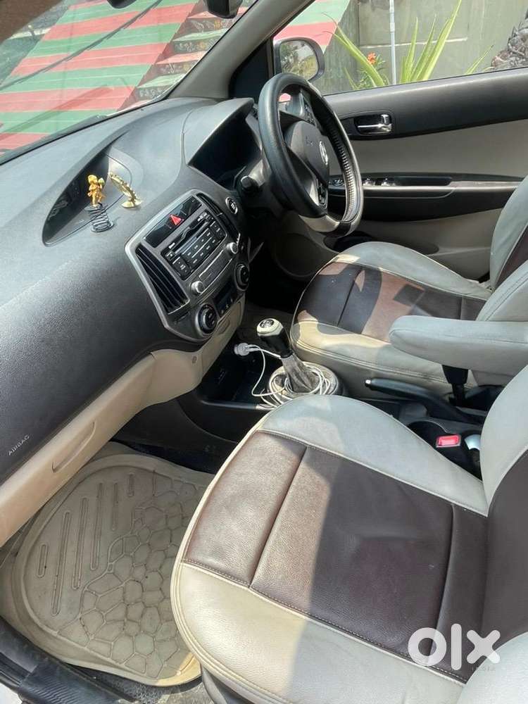 Urgent Sale - Hyundai I20 2012 Diesel Well Maintained