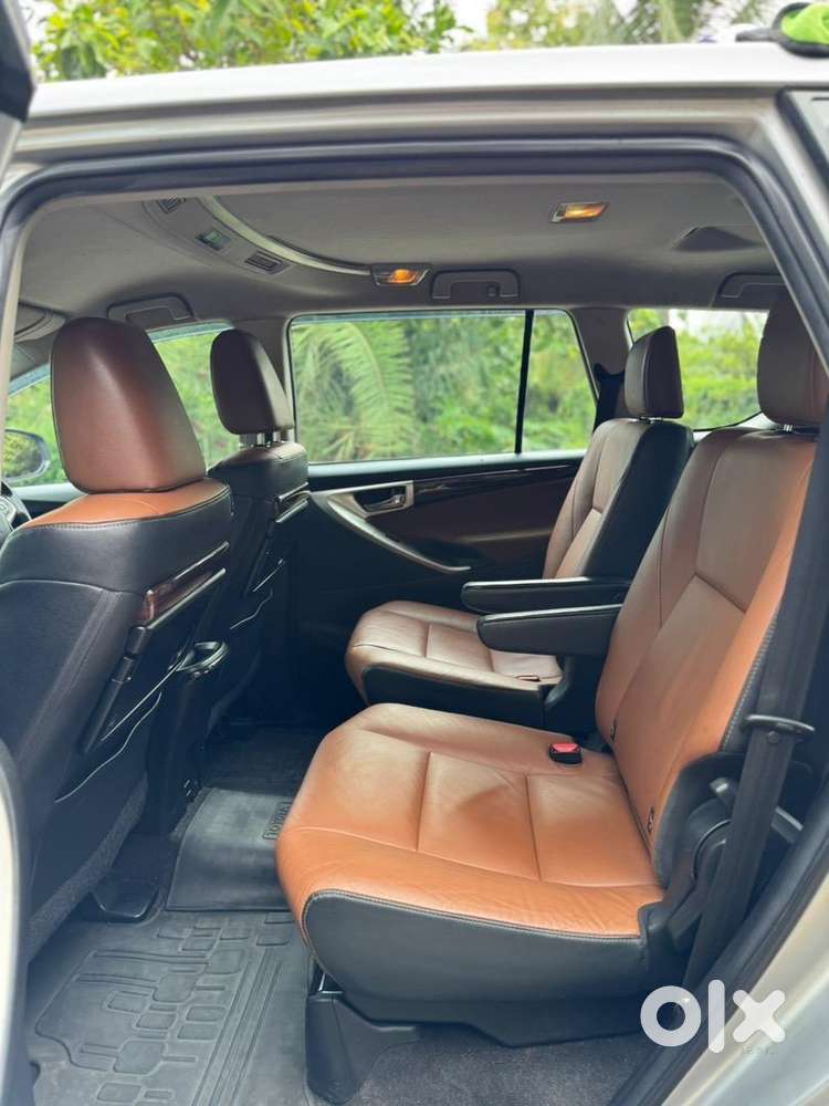 Innova Crysta Z Automatic