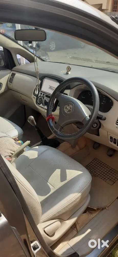 Toyota Innova 2.5 Gx 2012 For Sale