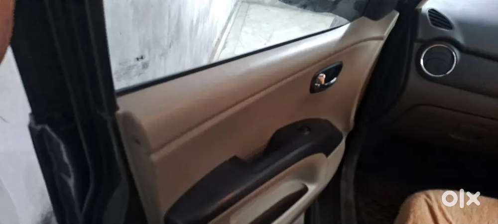 Hyundai I10 Asta Petrol Manual 2013