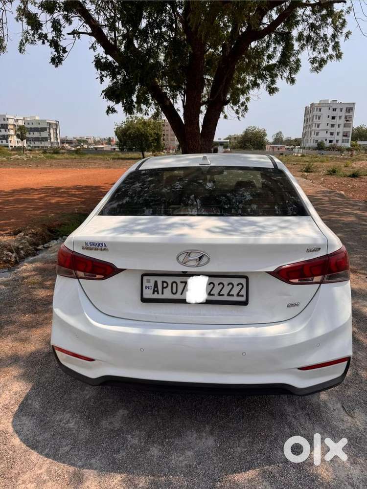 2017 November Verna Top End