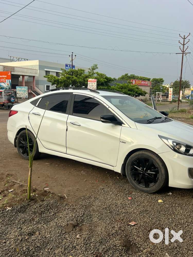 Hyundai Venue 1.6 2013 Diesel Manual