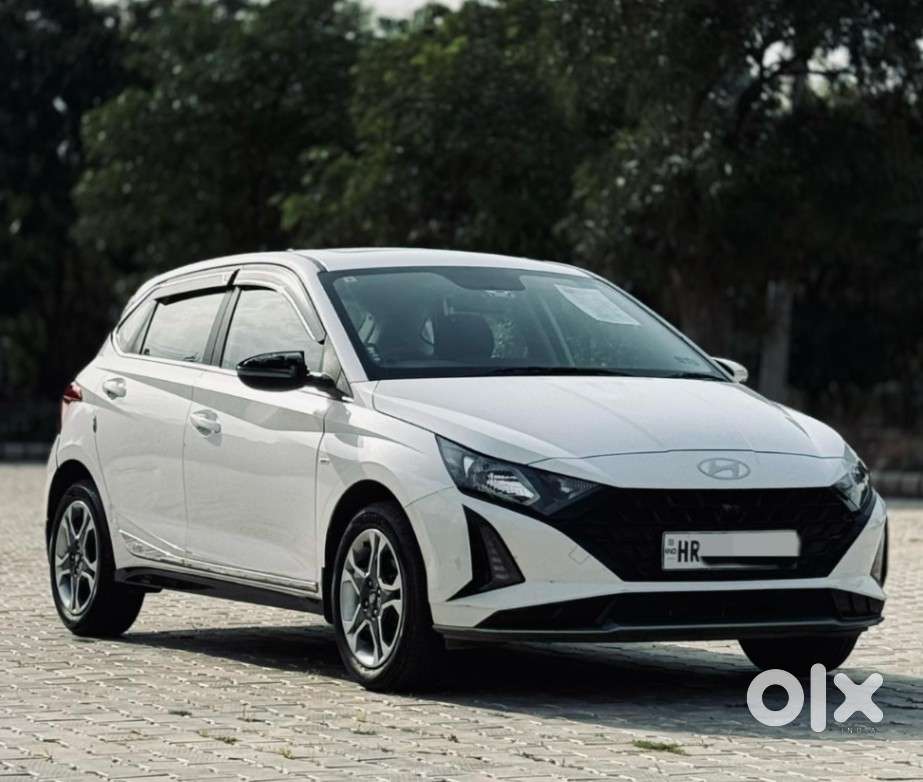 Hyundai I20 Sportz 1.4 At Vtvt, 2023, Petrol
