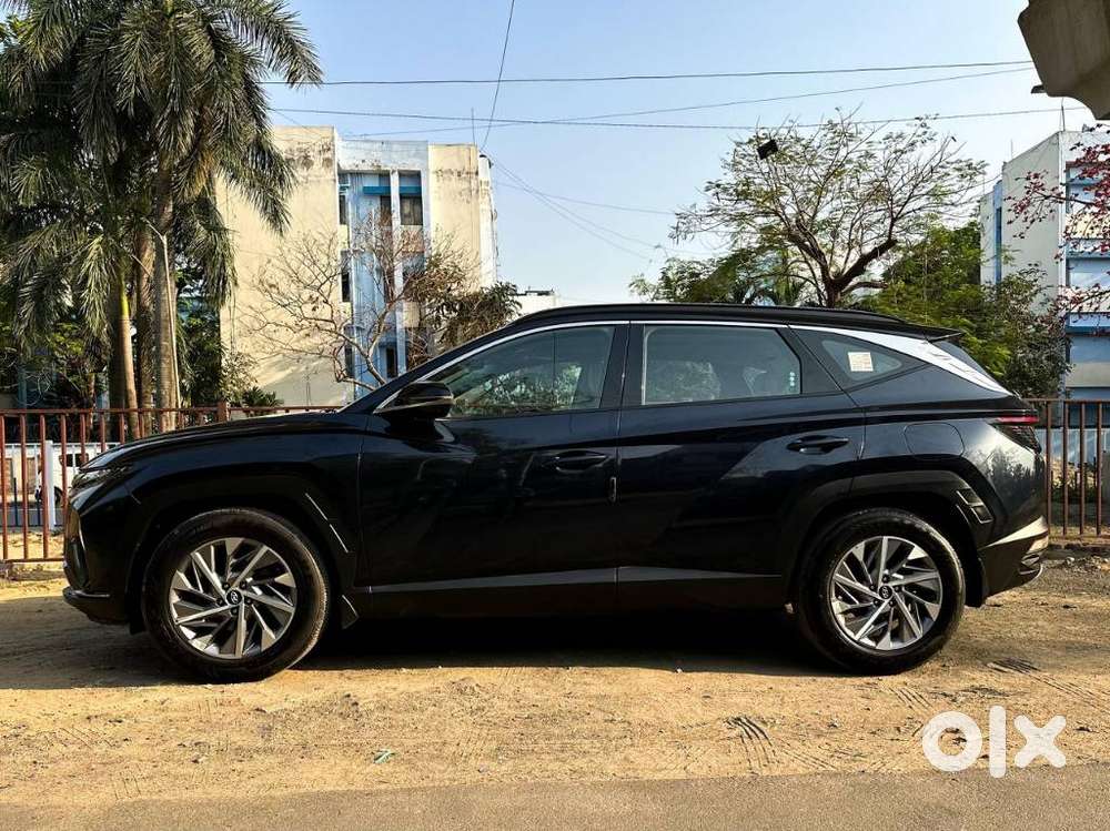 Hyundai Tucson 2.0 Signature Petrol At, 2023, Petrol