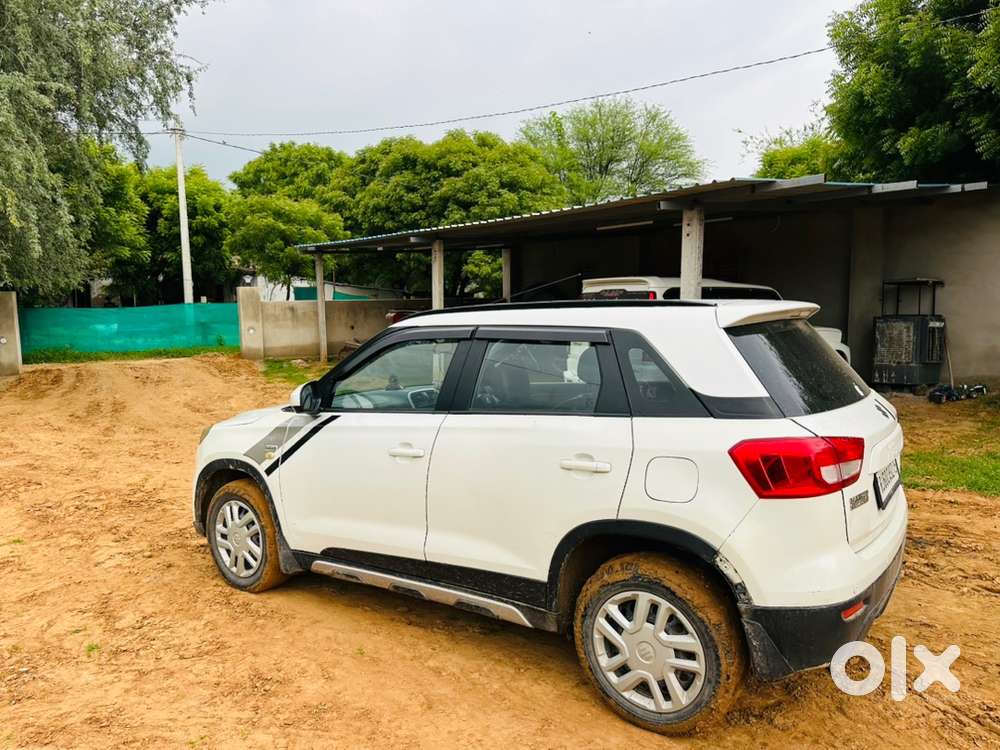 Maruti Suzuki Brezza Vdi 2016