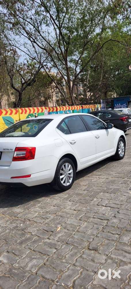 Skoda Octavia 2.0 Tdi At Style Plus, 2017, Diesel