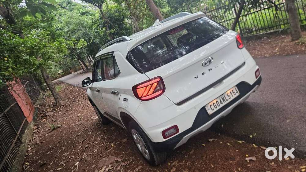 Hyundai Venue 1.2 S Plus, 2021, Petrol