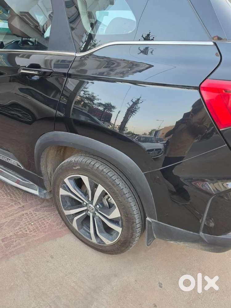 Mg Petrol Automatic 2025