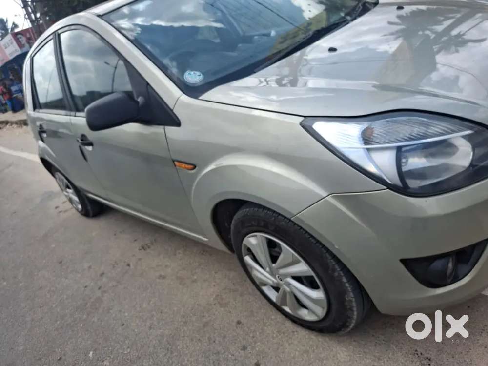 I Want Sale Ford Figo Mint Condition New 5new Tyres