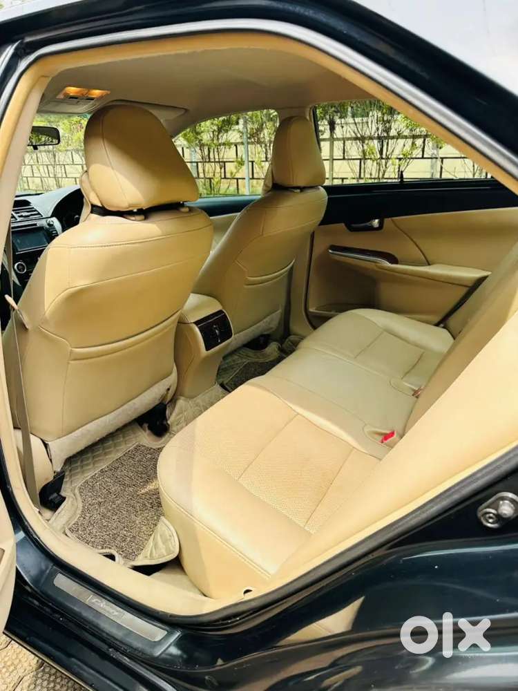Toyota Camry 2012 Petrol 75000 Km Driven