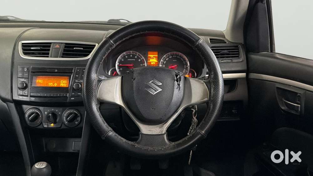 Maruti Suzuki Swift Vxi, 2015, Petrol