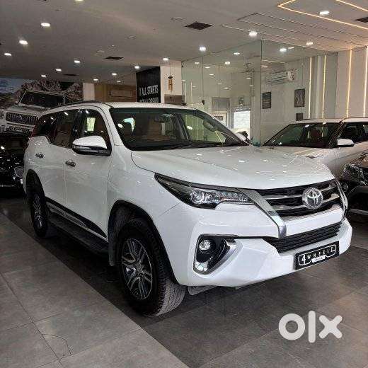 Toyota Fortuner 4x2 At 2.8 Diesel, 2020, Diesel