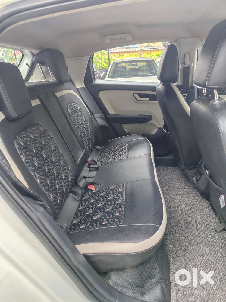 Tata Altroz Xz, 2023, Petrol