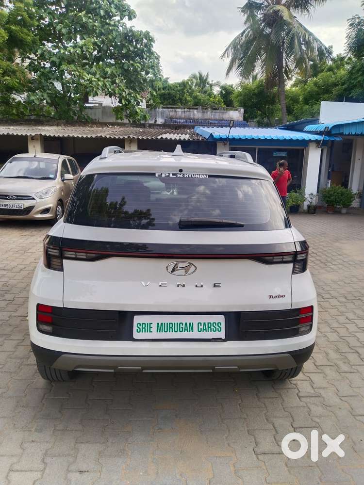 Hyundai Venue 1.0 S (o) Turbo Dct, 2024, Petrol