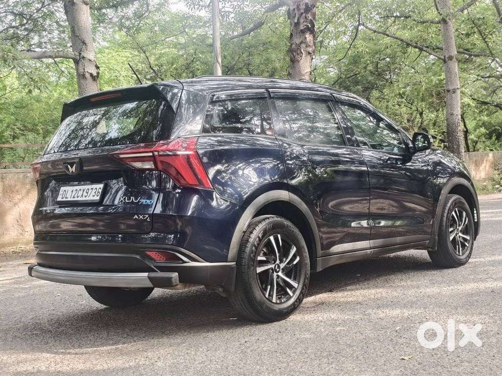 Mahindra Xuv700 2.0 Mx Petrol Mt 5 Str, 2024, Petrol