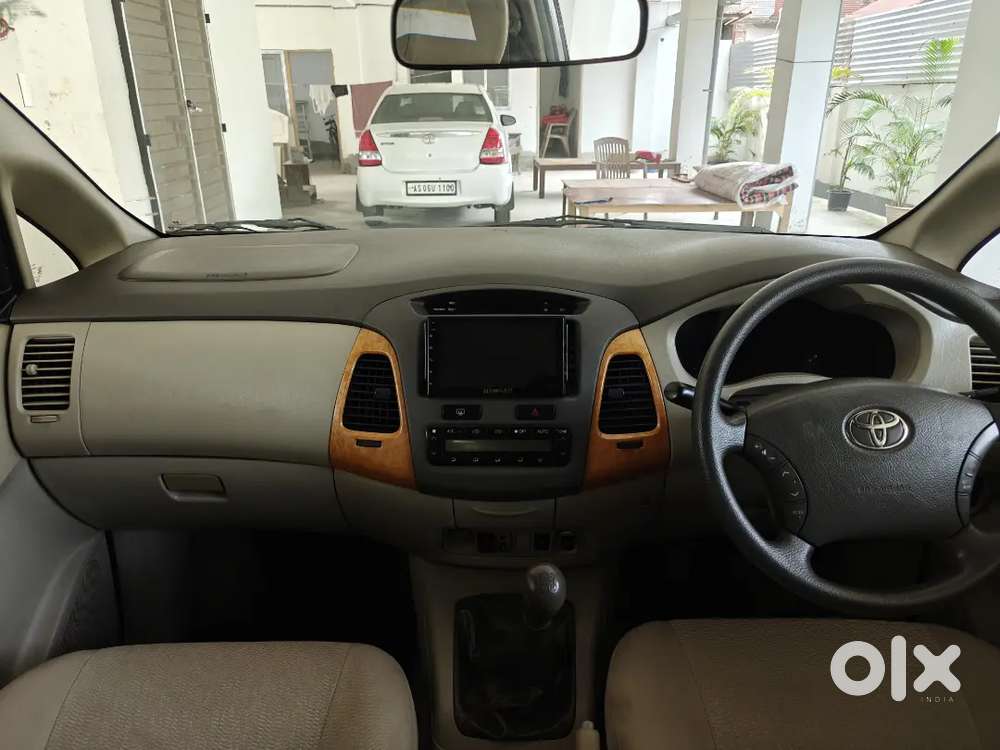 Toyota Innova 2009 Diesel 2nd Owner