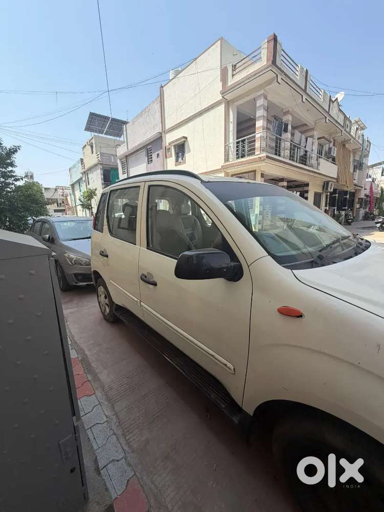 Mahindra Quanto 1.5 2012