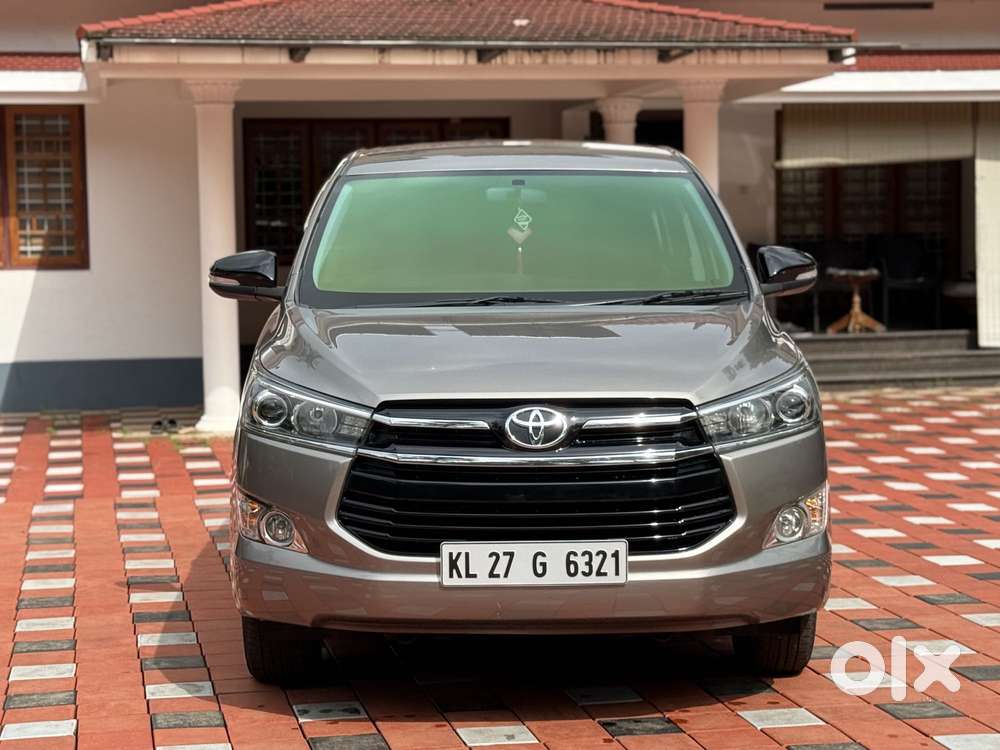 Toyota Innova Crysta 2.4 Vx Mt 8s, 2017, Diesel