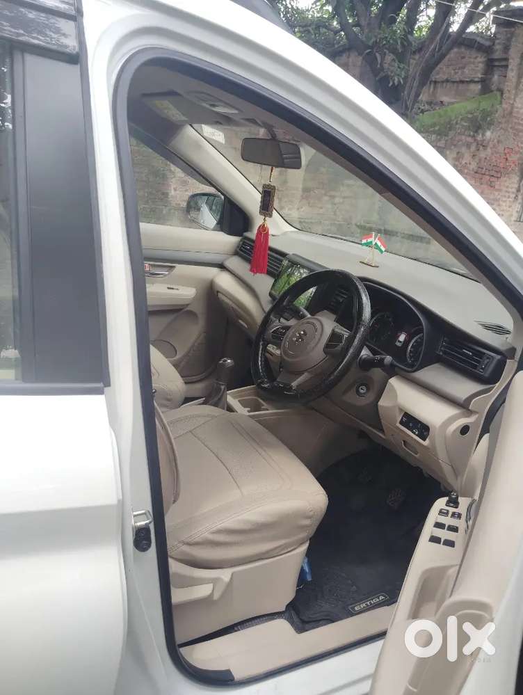 Ertiga Vxi Cng Anniversary 2025