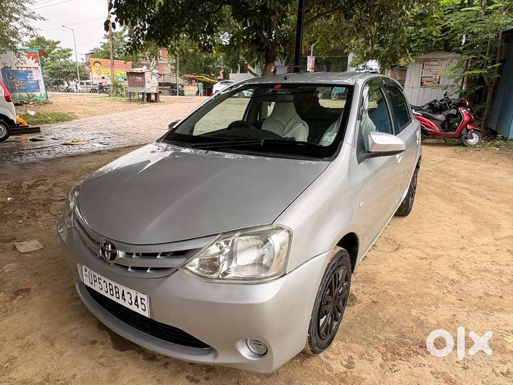 Toyota Etios Liva 2013
