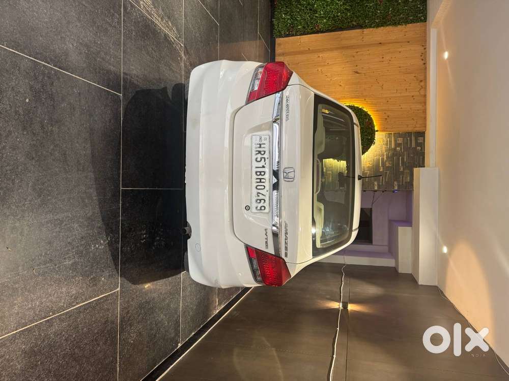 Honda Amaze 2016 Petrol Well Maintained