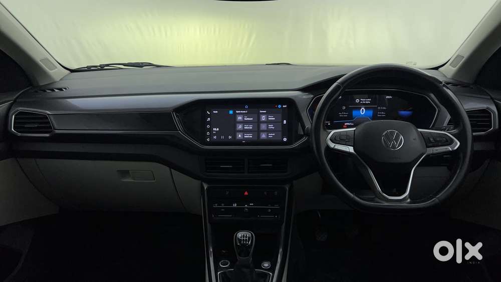 Volkswagen Taigun Topline 1.0 Tsi At (electric Seats), 2022, Petrol