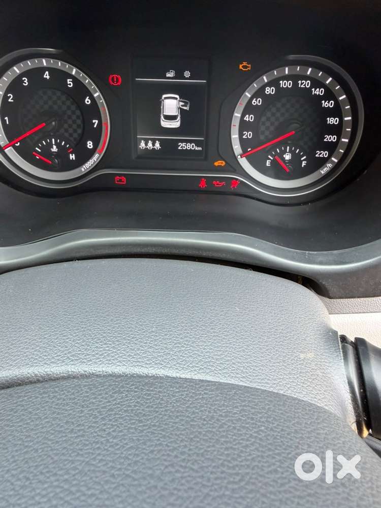 Hyundai Aura Petrol Manual 2026