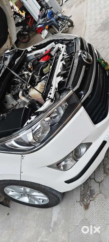 Toyota Innova Crysta 2019