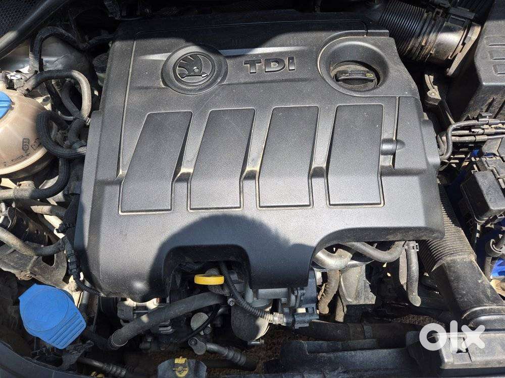 Skoda Rapid 1.5 Elegance Tdi Mt, 2015, Diesel