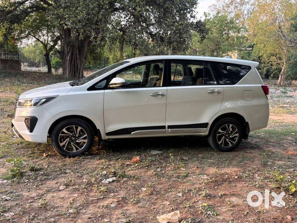 Toyota Innova Crysta [2020-ongoing] 2.7 Vx 7 Str, 2022, Petrol