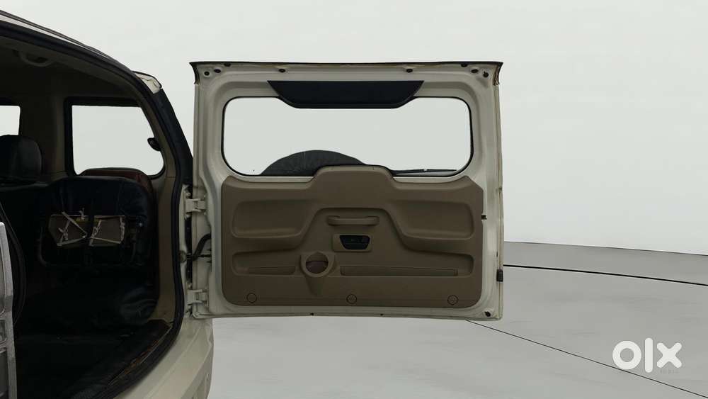 Mahindra Tuv 300 T10, 2019, Diesel