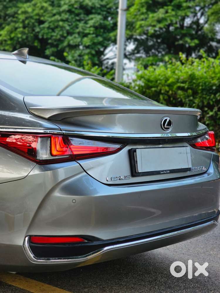 Lexus Es 300h Luxury, 2025, Cng & Hybrids