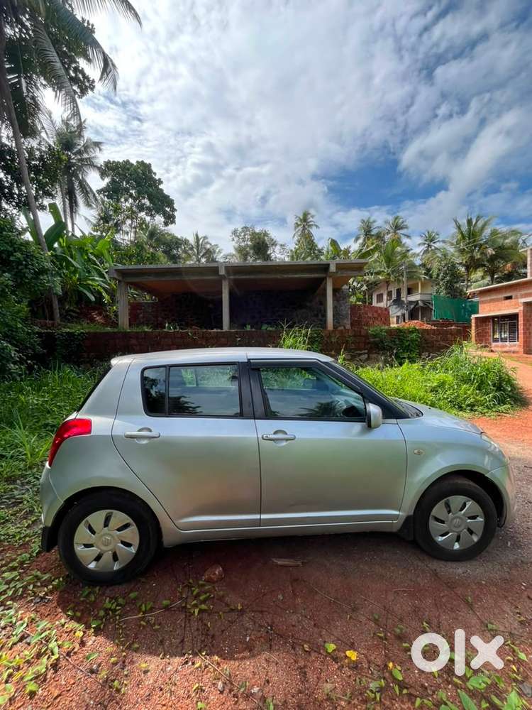 Swift Vxi Petrol 2005