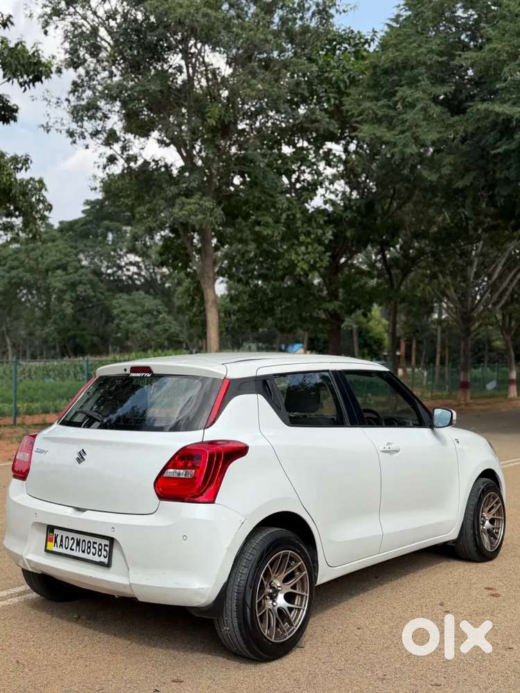 Maruti Suzuki Swift 1.3 Zxi, 2020, Petrol