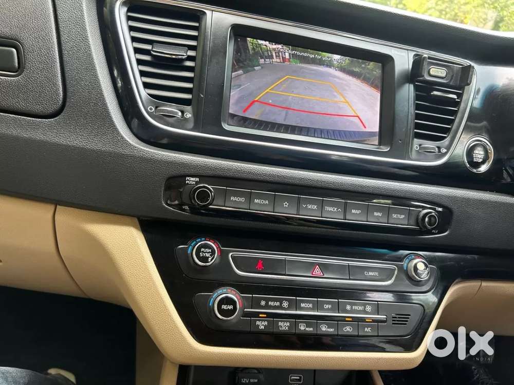 Kia Carnival Limousine, 2022, Diesel