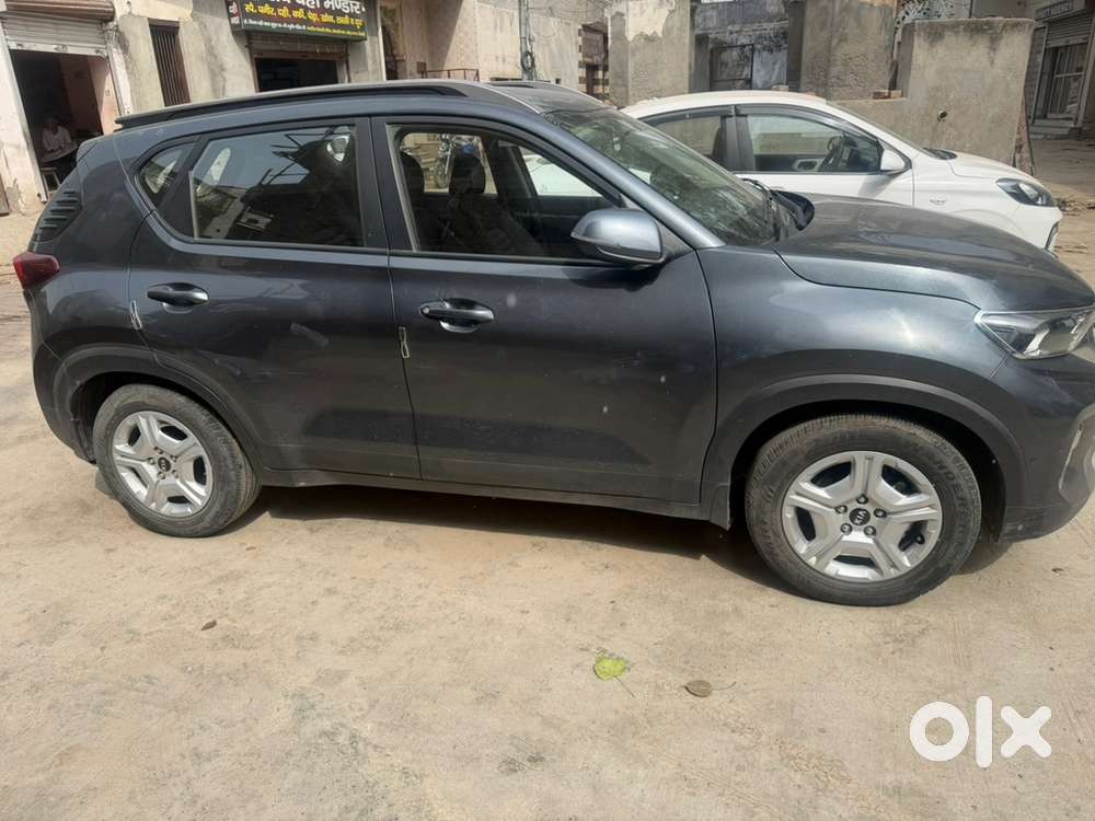 Kia Sonet Petrol 2021
