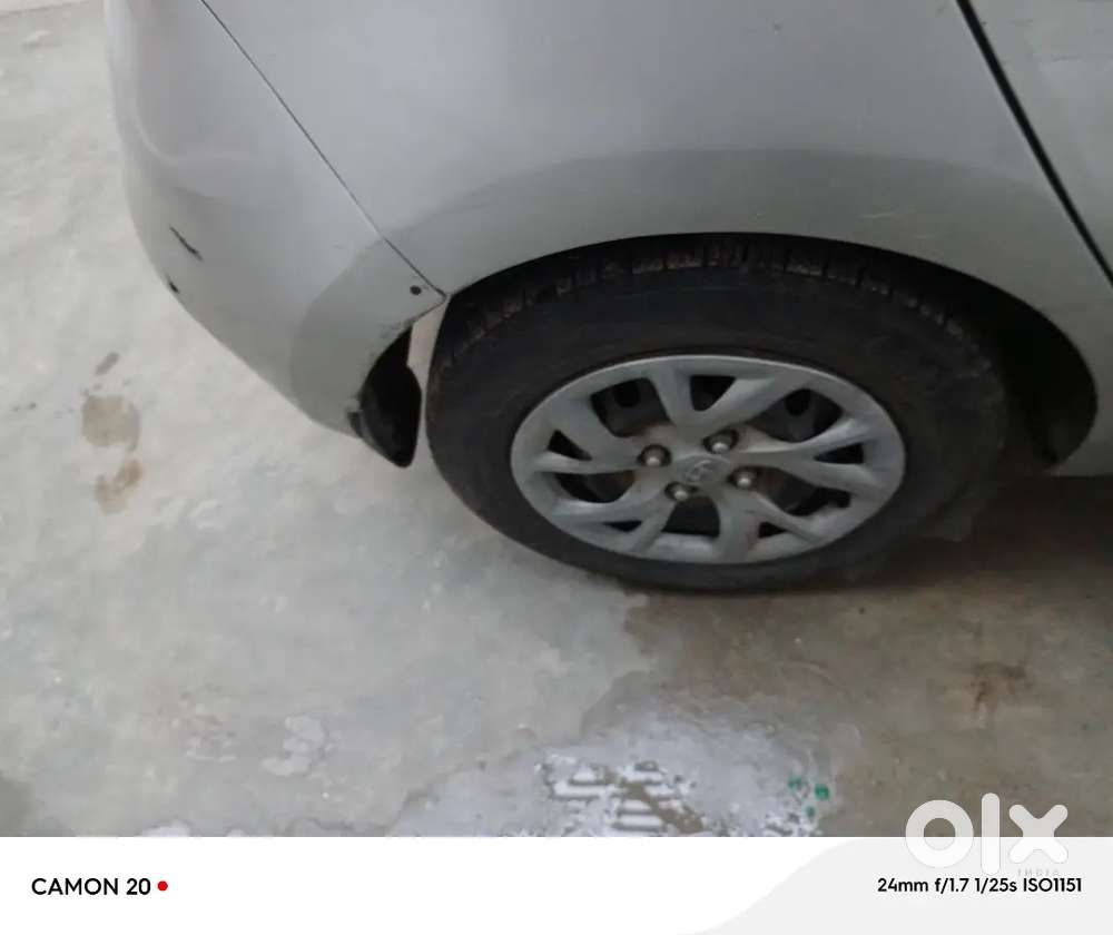 Hyundai Grand I10 2017 Diesel 80000 Km Driven