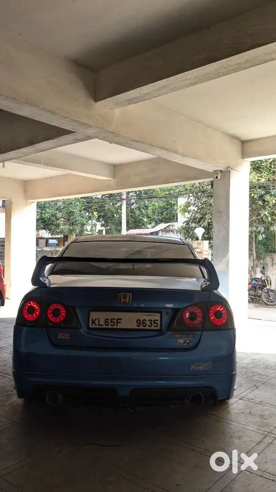 Honda Civic Completely Modified