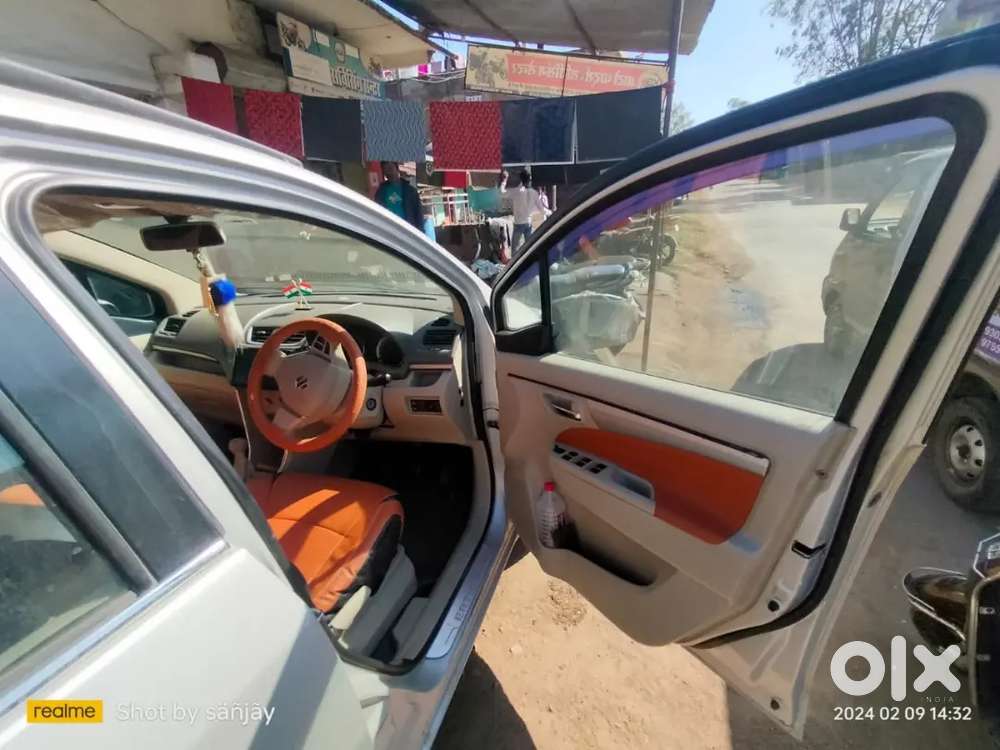 2017 Maruti Suzuki Ertiga Vxi
