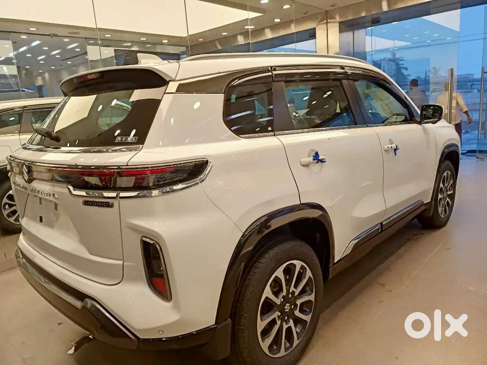 Maruti Suzuki Grand Vitara 7 Seater 2025 Petrol 8000 Km Driven