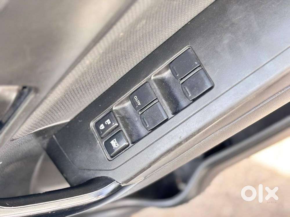Maruti Suzuki Vitara Brezza Vdi Amt, 2019, Diesel