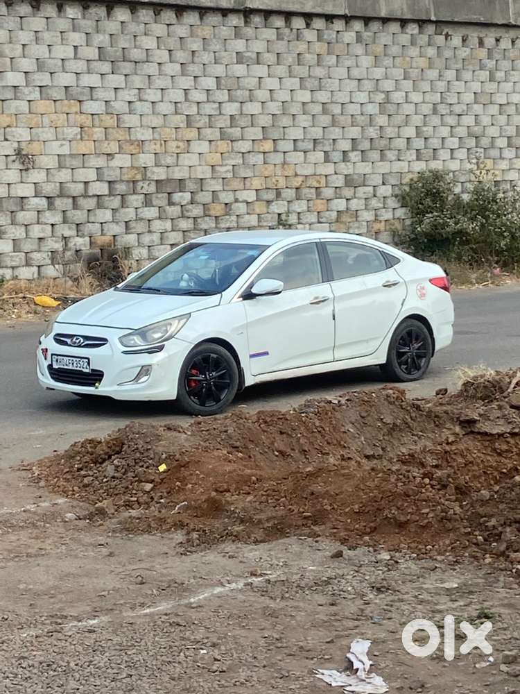 Hyundai Verna 2012 Petrol Well Maintained