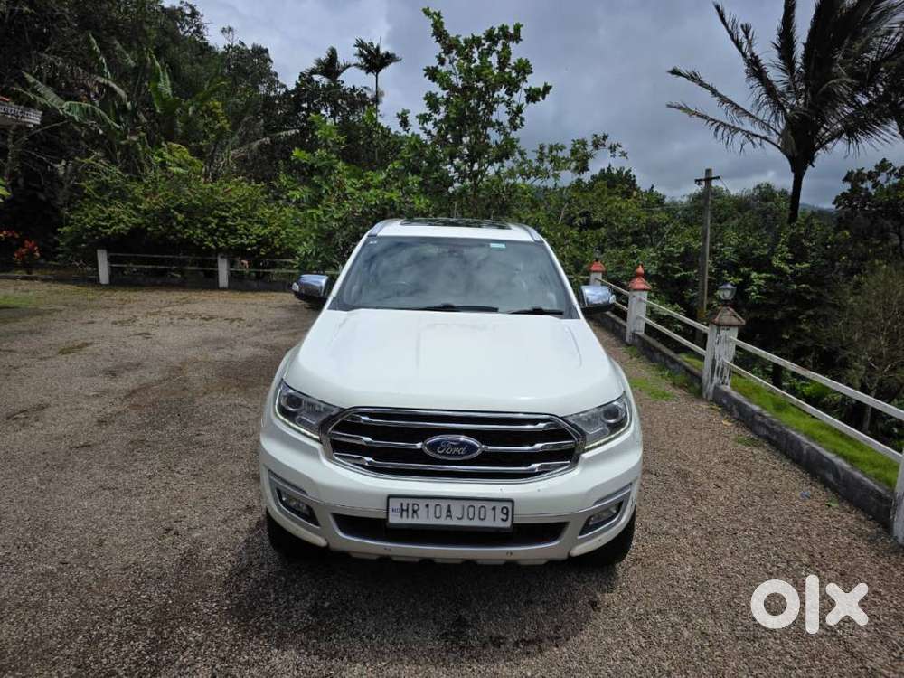 Ford Envdevour With Excellent Conditon 2020 Model