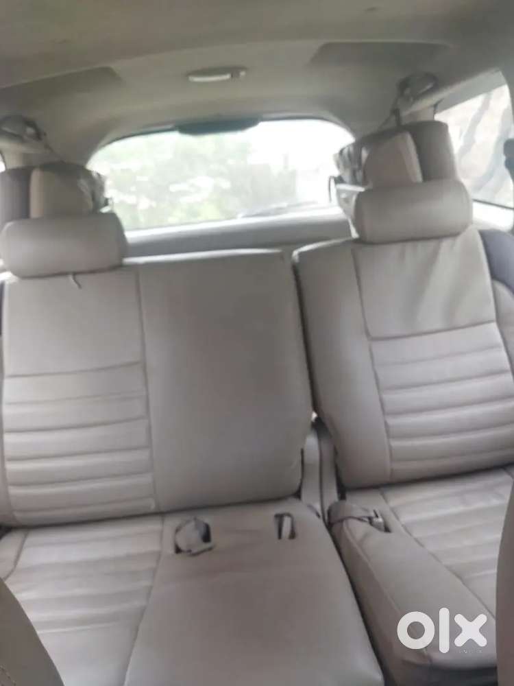 Toyota Innova 2013 Diesel 254000 Km Driven
